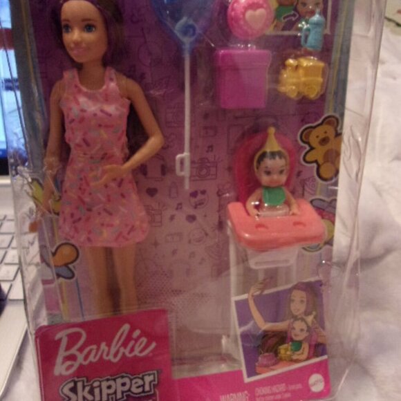 Barbie Skipper Babysitters Inc. Doll and Birthday Playset - Picture 4 of 5